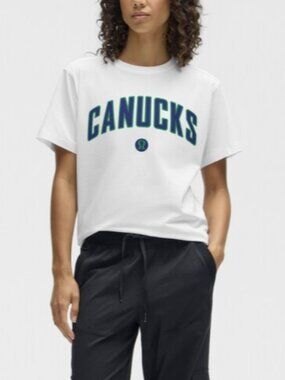 (NEW) Lululemon x Vancouver Canucks T-Shirt, Medium (New in Bag w/ Tags)